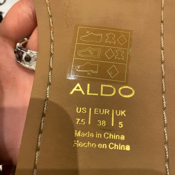 Aldo Tharesa Gladiator Fringe Boho Flat Western Cowgirl Sandals Size 7.5 - Picture 15 of 15